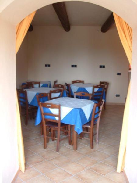 Locanda Dl'Angel Villar San Costanzo Bagian luar foto
