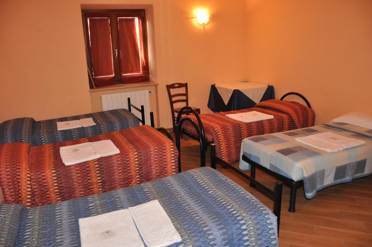 Locanda Dl'Angel Villar San Costanzo Ruang foto