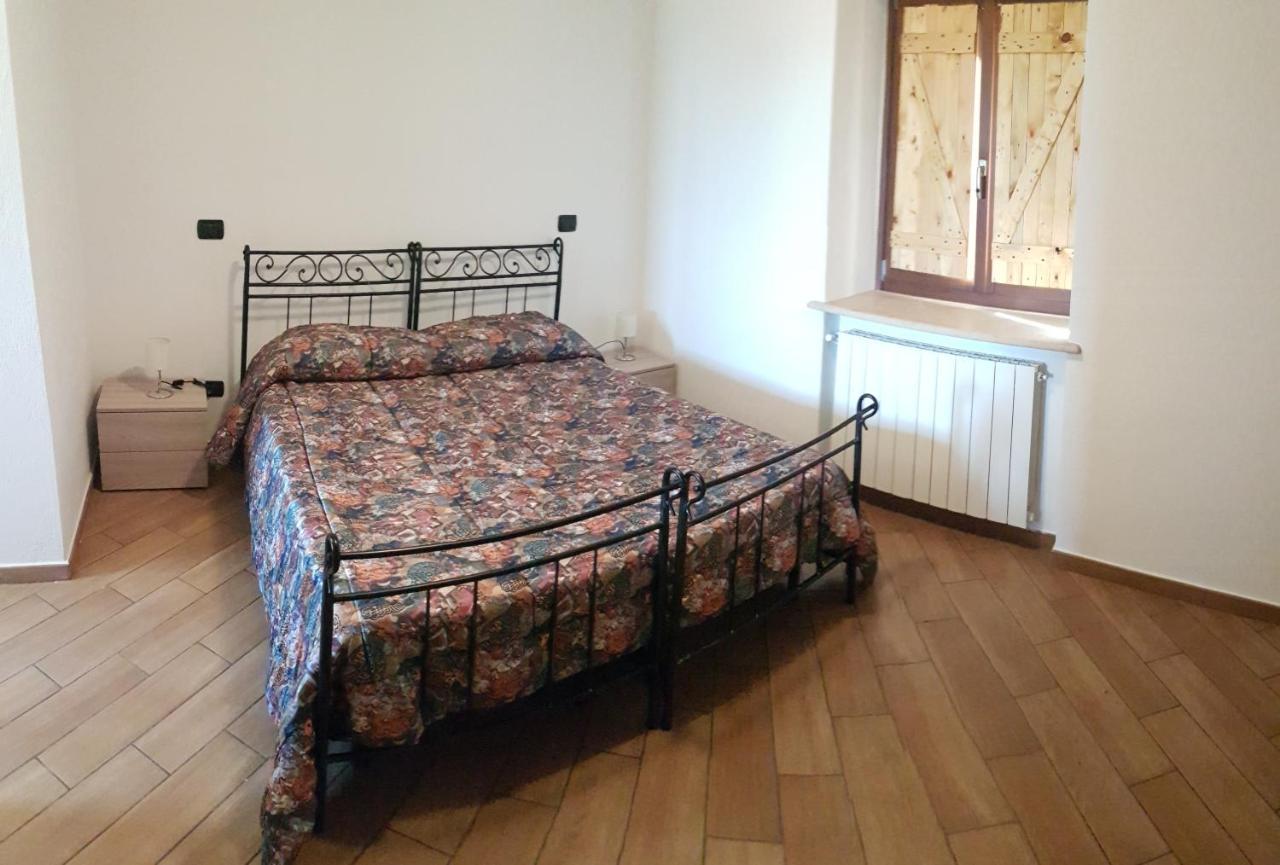Locanda Dl'Angel Villar San Costanzo Bagian luar foto