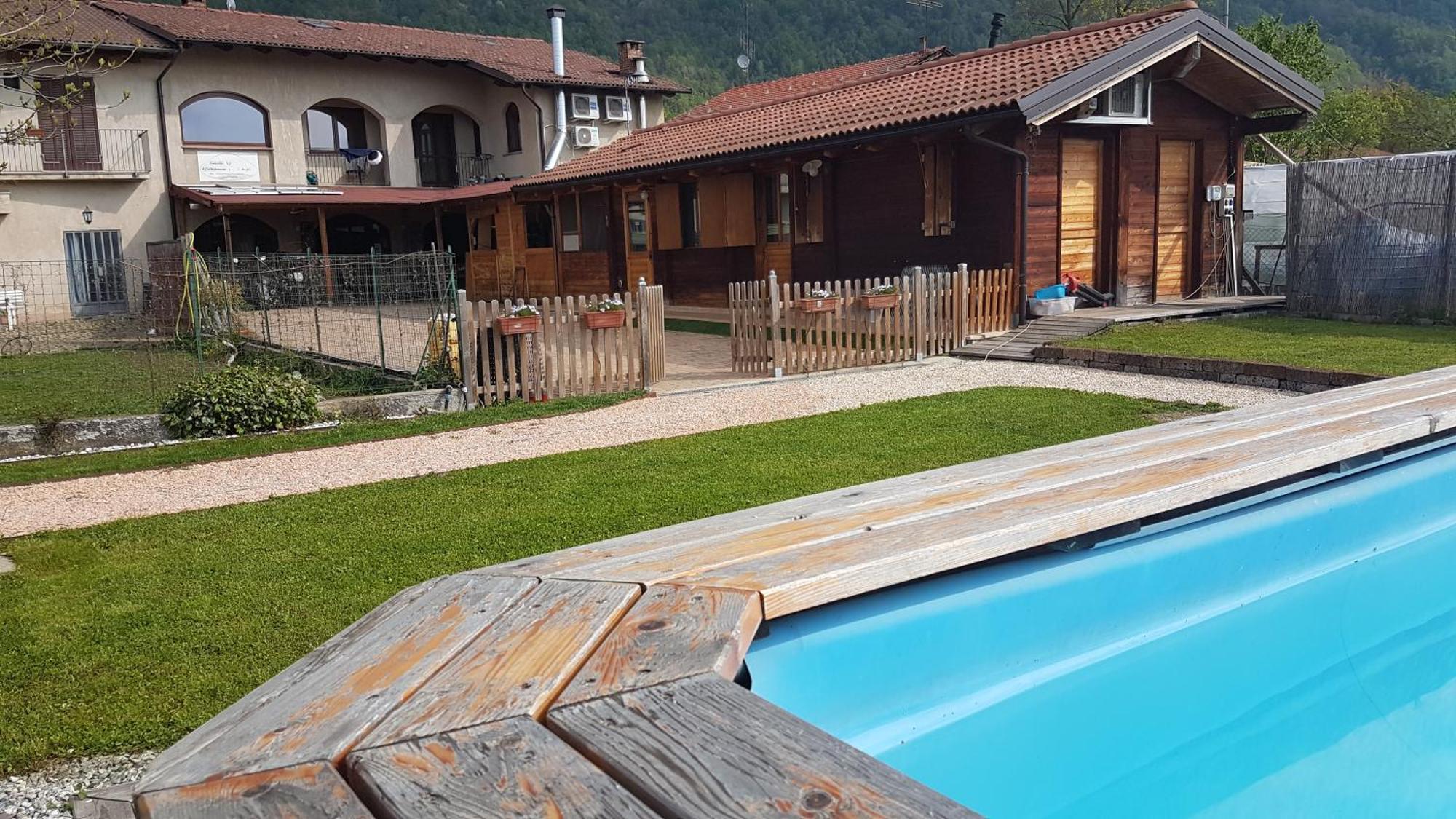 Locanda Dl'Angel Villar San Costanzo Bagian luar foto