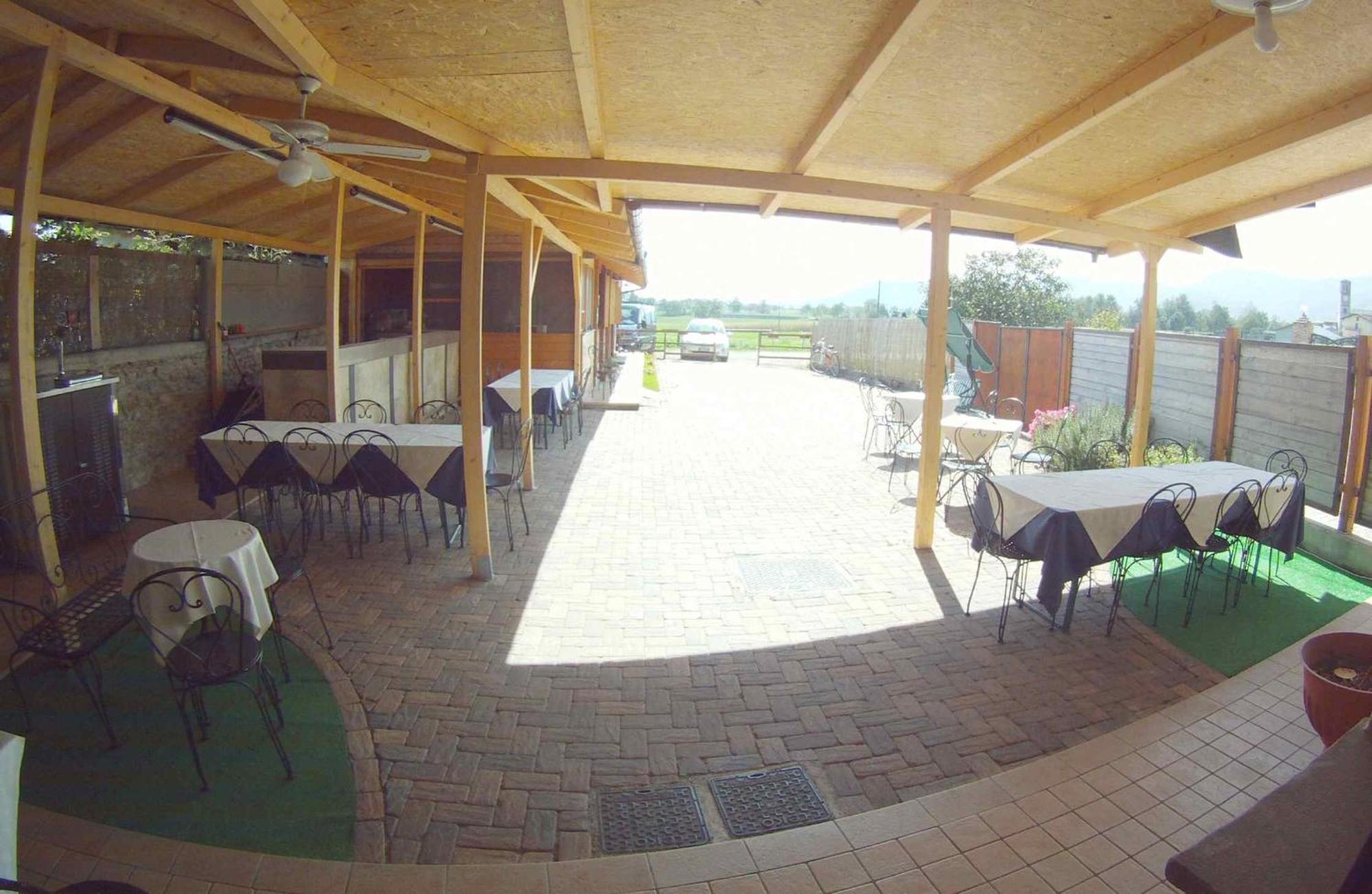 Locanda Dl'Angel Villar San Costanzo Bagian luar foto